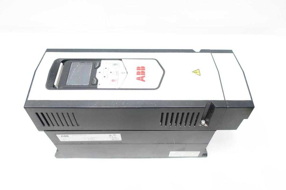 ABB ACS880-01-07A6-5+E200 AC VFD DRIVE 400/480/500V-AC 0-500HZ 0-500V-AC 6.6KVA