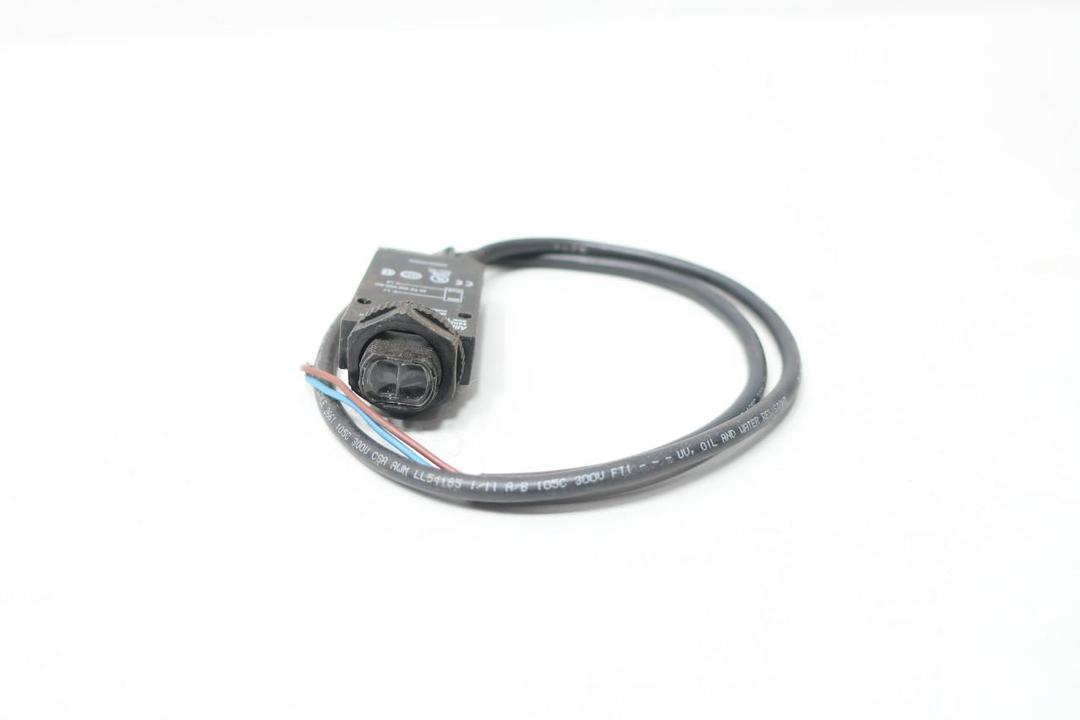 ALLEN BRADLEY 42KL-E1QZB-A2 PHOTOELECTRIC SENSOR 22-250V-AC/DC