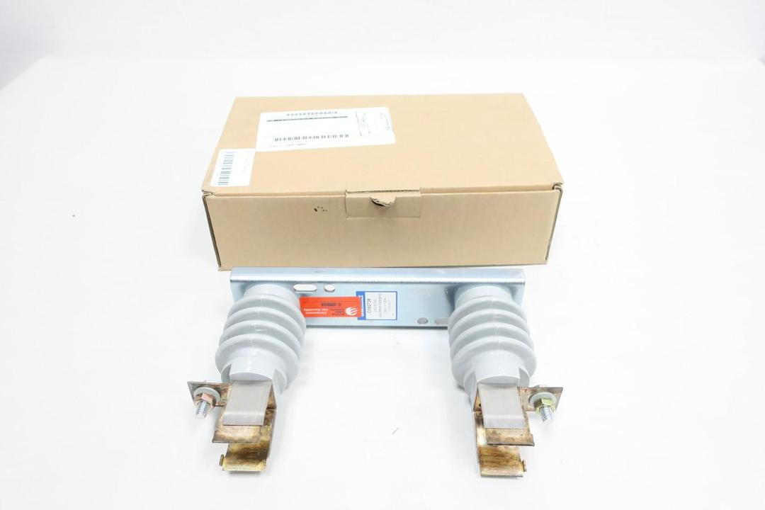 FERRAZ SHAWMUT C092738 SI 85-36.190 TRAC FUSE HOLDER 100A AMP 7.2KV-AC
