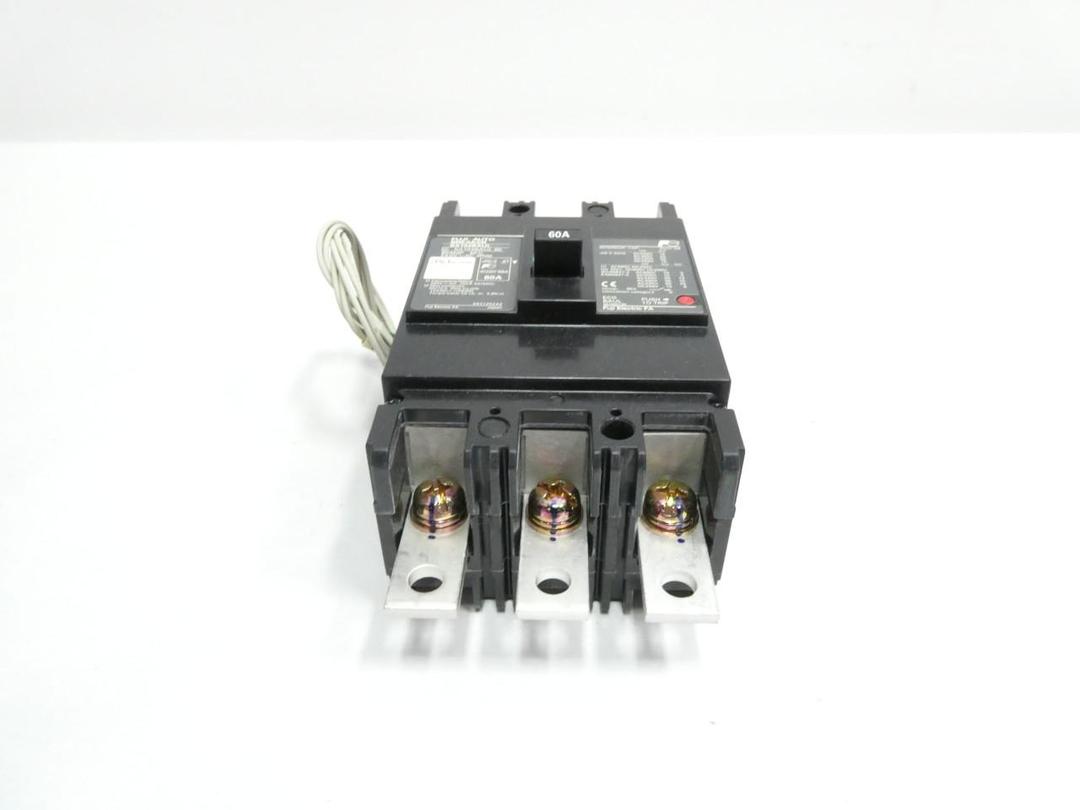FUJI SA103BAUL60 MOLDED CASE CIRCUIT BREAKER 3P 60A AMP 240V-AC