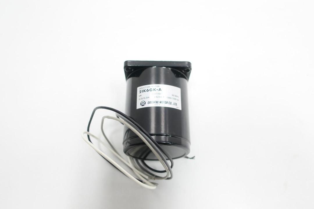 ORIENTAL MOTOR 2IK6GK-A INDUCTION MOTOR 2UF 6W 1500RPM 110V-AC