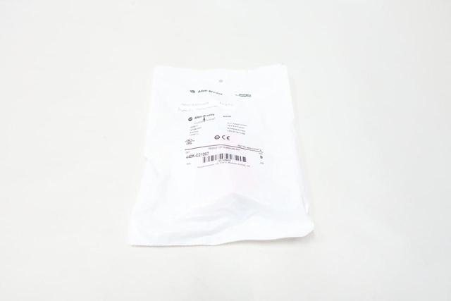 ALLEN BRADLEY 440K-C21067 SAFETY INTERLOCK SWITCH 30V-DC