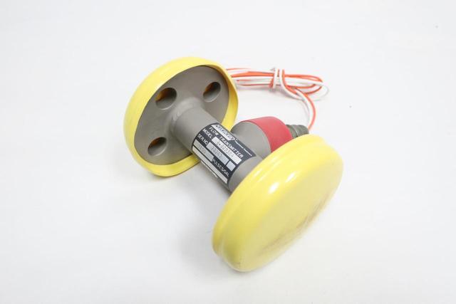 FOXBORO 1/2-82F5E4 VORTEX FLOW METER 5250PULSES/GAL 1/2IN