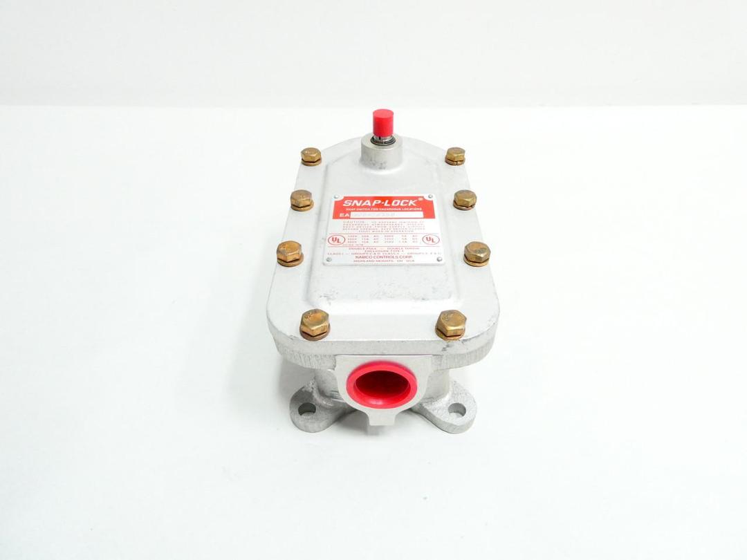 NAMCO EA800-20150 SNAP-LOCK LIMIT SWITCH 125/250/480/600V-AC 125/250V-DC