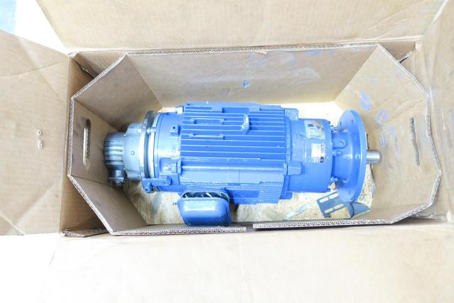 SM-CYCLO CNVMS3-6115-B-6 CYCLO 6000 GEARMOTOR 219RPM 3PH 3HP