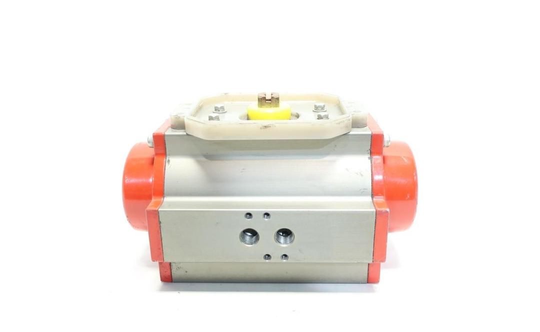 TRIAC 2K80DA ROTARY PNEUMATIC VALVE ACTUATOR 150PSI