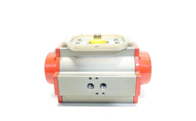 TRIAC 2K80DA ROTARY PNEUMATIC VALVE ACTUATOR 150PSI