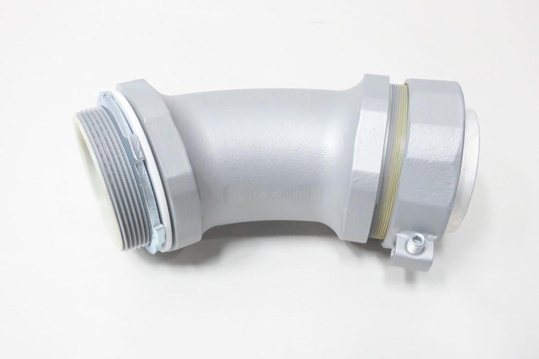 APPLETON STB-45400L 45DEG CONDUIT CONNECTOR 4IN