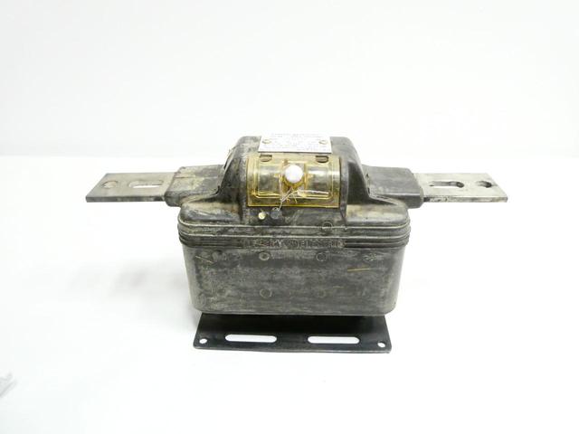 GENERAL ELECTRIC GE JKM-3 497X31 CURRENT TRANSFORMER 200:5A 5KV-AC