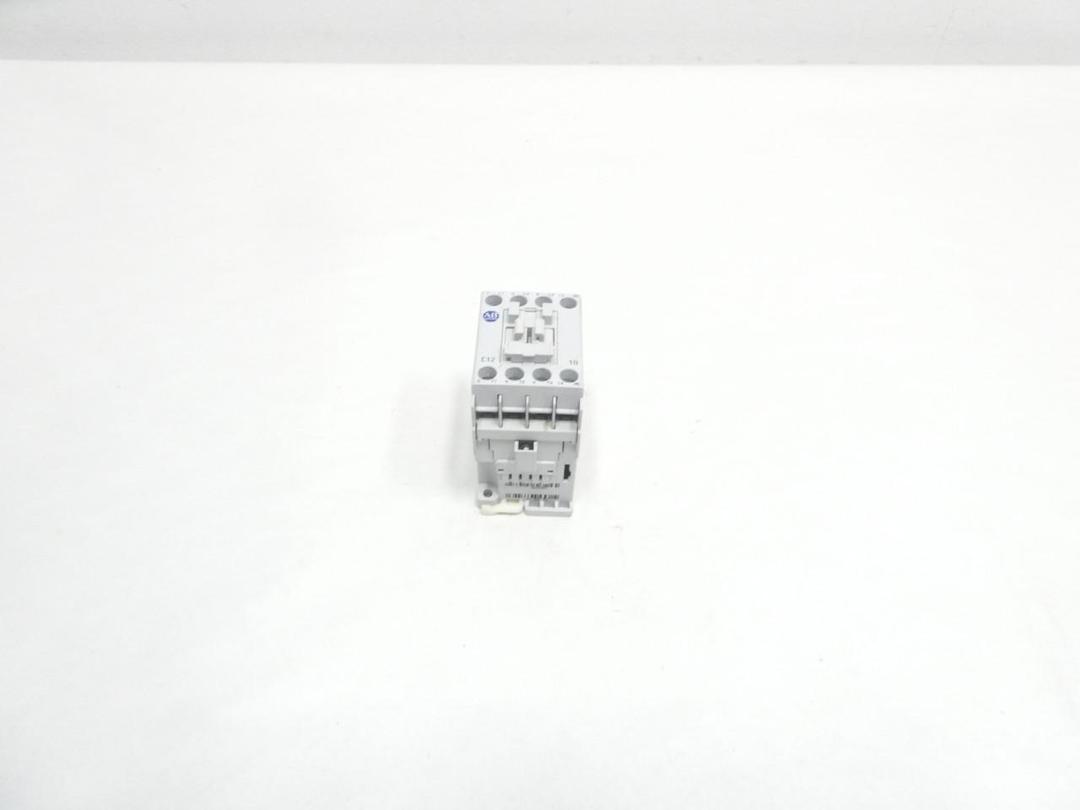 ALLEN BRADLEY 100-C12D10 AC CONTACTOR 120V-AC 25A AMP 7-1/2HP