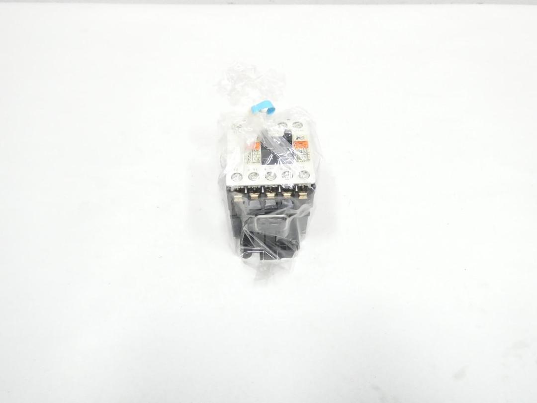 FUJI ELECTRIC SC-05Y SC14ZA-H02 AC CONTACTOR 110-120V-AC 20A AMP 5HP