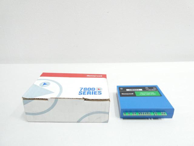 HONEYWELL R7847 A 1025 RECTIFICATION FLAME AMPLIFIER