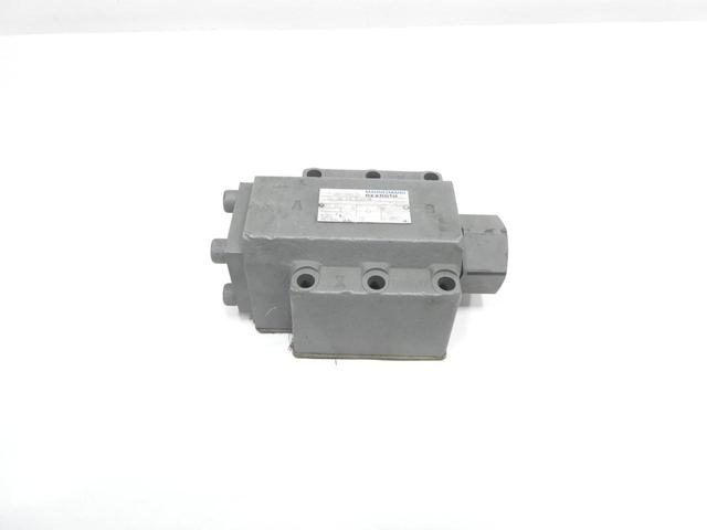 REXROTH 587560 HYDRAULIC VALVE