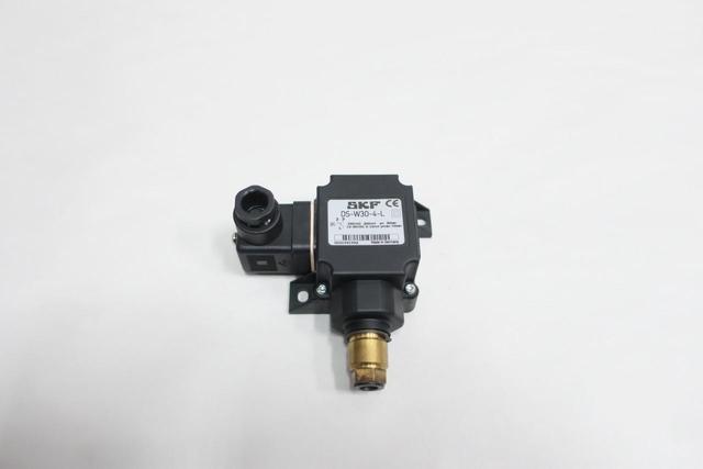 SKF DS-W30-4-L PRESSURE SWITCH 45BAR 12-30V-DC