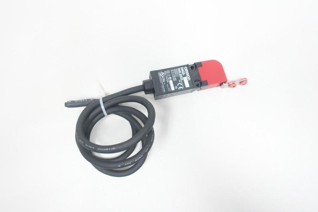 OMRON D4GS-N2R DOOR SWITCH 240V-AC