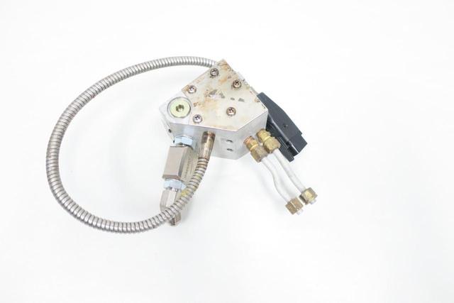 NORDSON MB2-01202ACATRBSPF43 8530625 HOT MELT GLUE APPLICATOR 200W 230V-AC