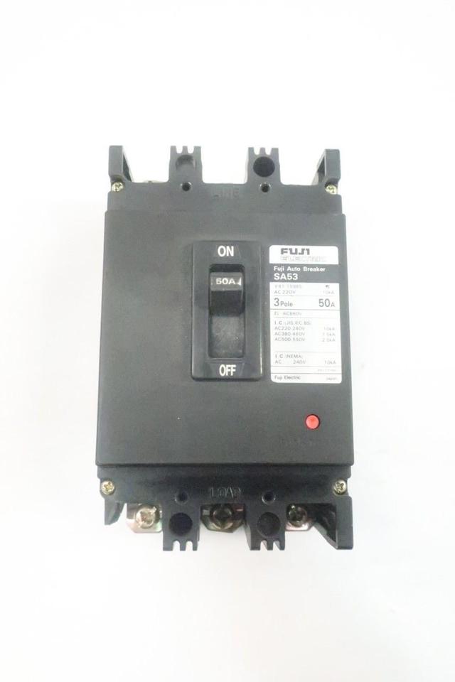 FUJI SA53 MOLDED CASE CIRCUIT BREAKER 3P 50A AMP 220V-AC