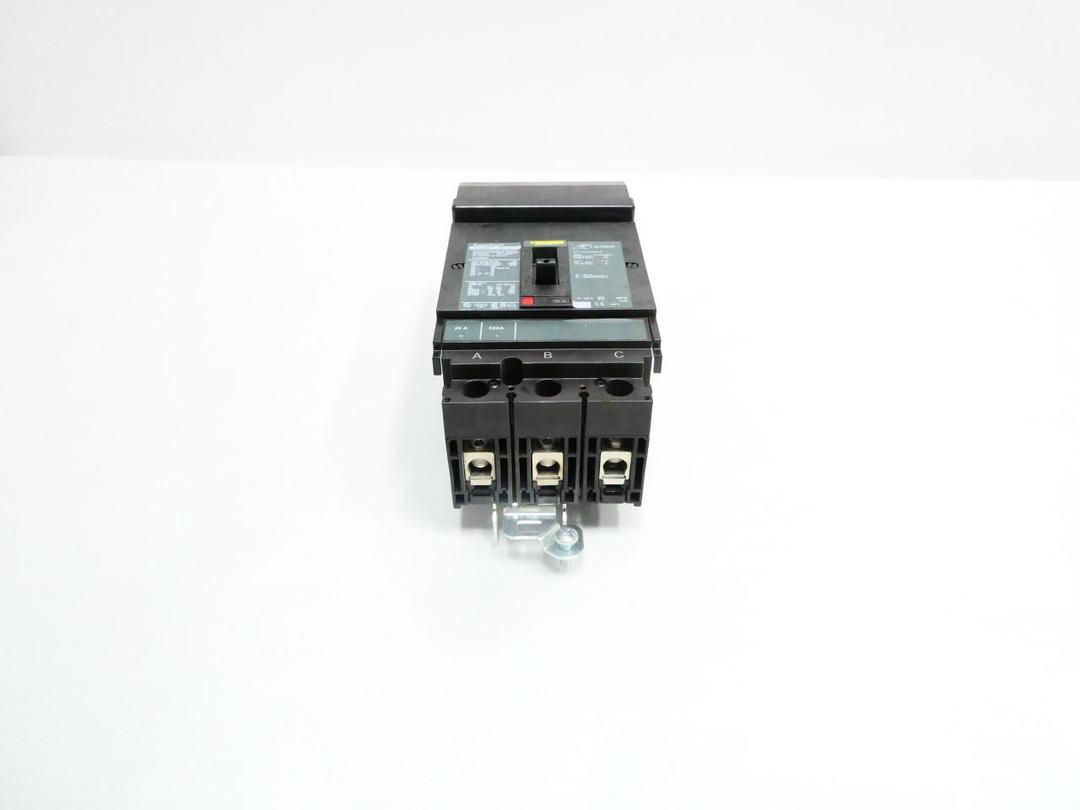 SQUARE D HJA36020 MOLDED CASE CIRCUIT BREAKER 3P 20A AMP 240/480/600V-AC