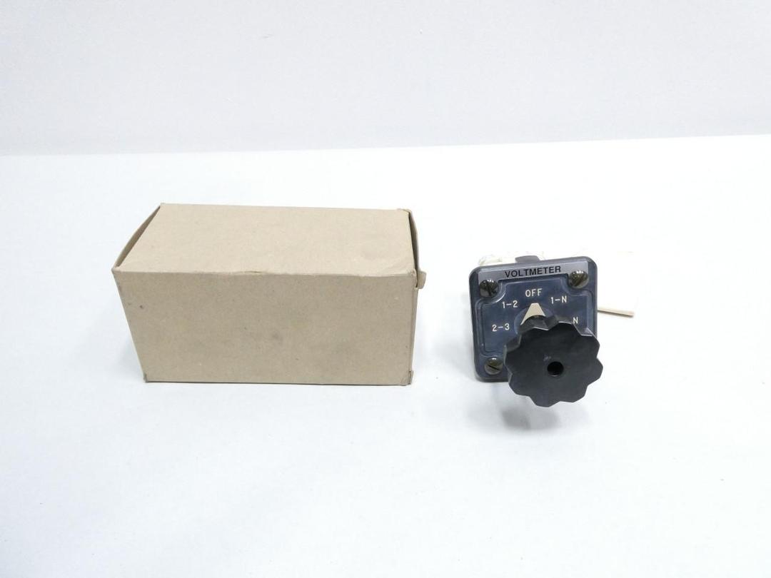 SIEMENS 15-172-844-038 8 POS SELECTOR SWITCH 120/240/480/600V-AC