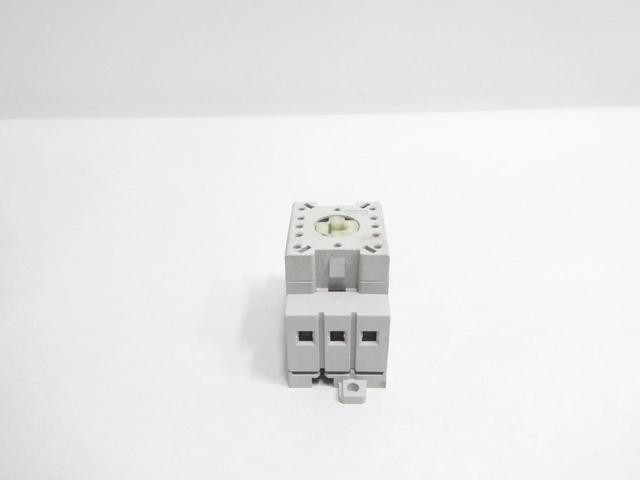 ALLEN BRADLEY 194E-E16-1753 DISCONNECT SWITCH 3P 16A AMP 600V-AC