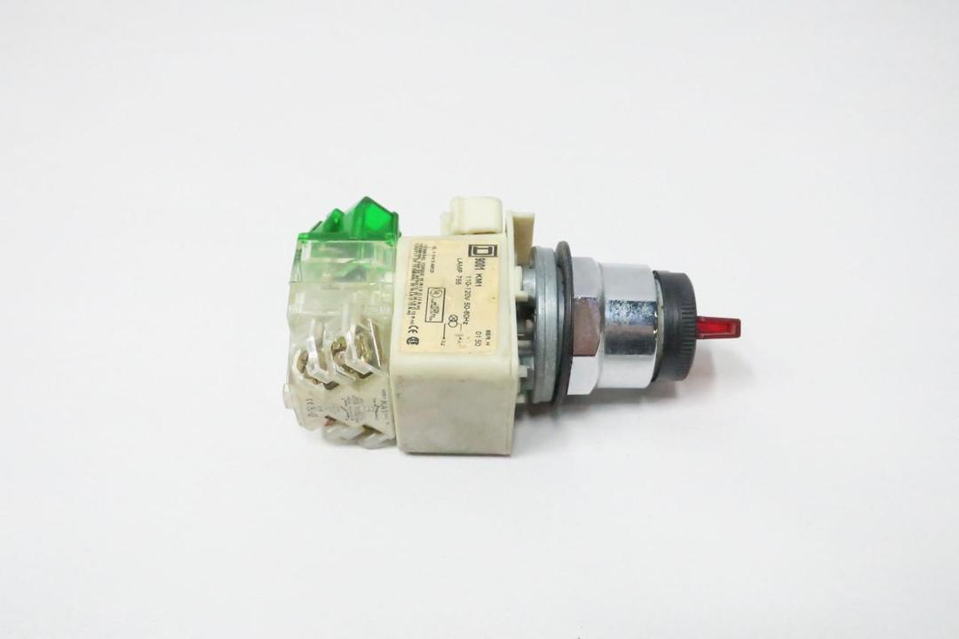 SQUARE D 9001 KM1 2 POS ILLUMINATED SELECTOR SWITCH 110-120V-AC