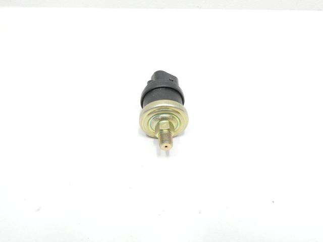 HOBBS 77033-35-NO PRESSURE SWITCH