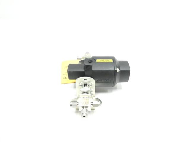 SWAGELOK WHITEY SS-41XS2-51S-DM PNEUMATIC STAINLESS 3-WAY BALL VALVE 1/8IN TUBE