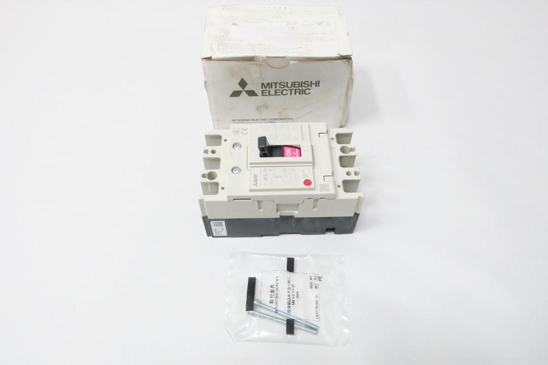 MITSUBISHI NF32-SV MOLDED CASE CIRCUIT BREAKER 3P 5A AMP 200V-AC