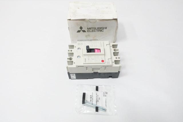 MITSUBISHI NF32-SV MOLDED CASE CIRCUIT BREAKER 3P 5A AMP 200V-AC