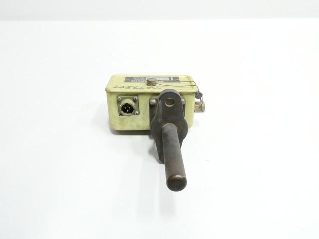 DETROIT SWITCH 8448174 TEMPERATURE SWITCH 208-198F