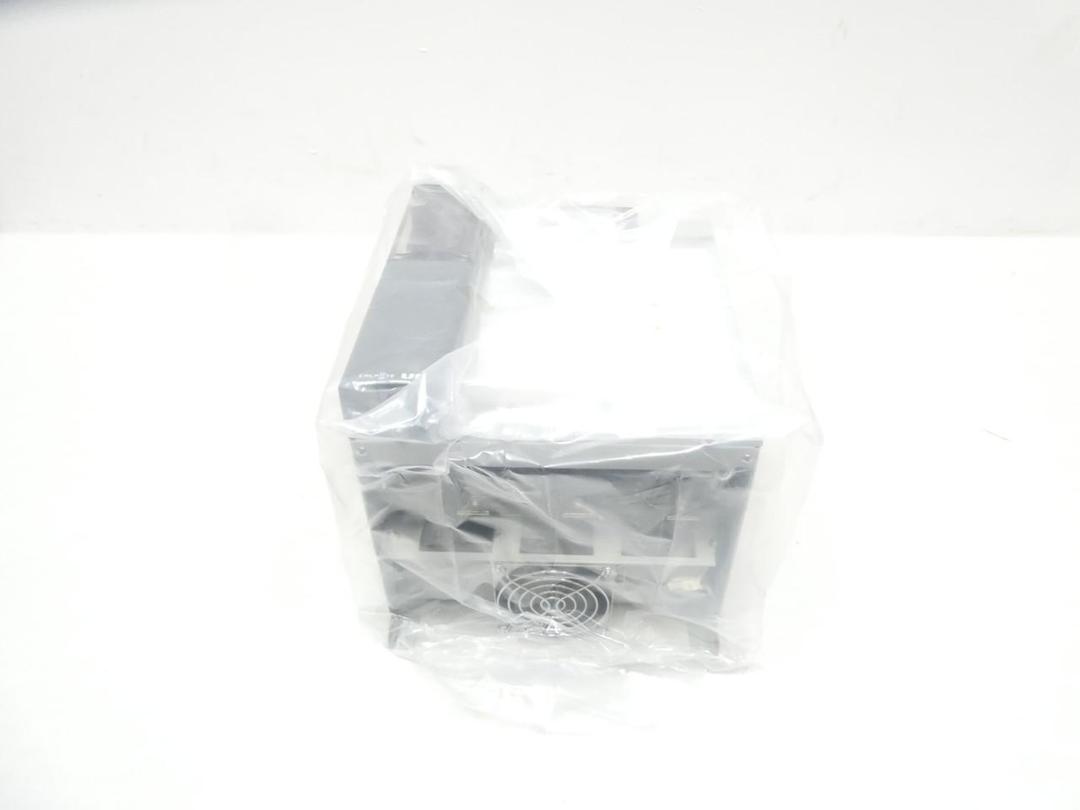 SANREX UF3-0100F POWER REGULATOR