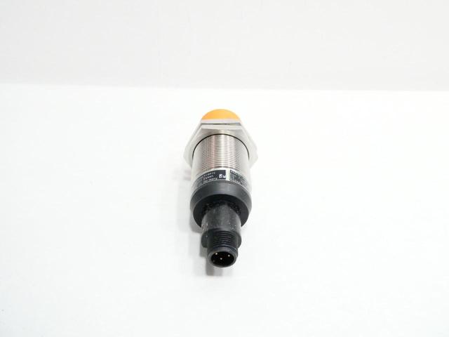 IFM EFECTOR KN5101 KNM30NUAFPKG CAPACITIVE SENSOR 10-36V-DC