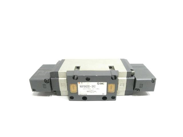 SMC NVFS4200-3FZ PNEUMATIC SOLENOID VALVE 94-138V-AC 1MPA