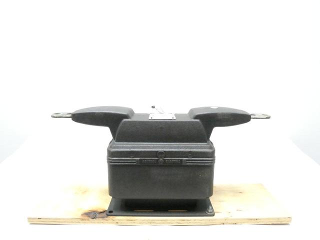 GENERAL ELECTRIC GE JKS-5 755X1G14 CURRENT TRANSFORMER 400:5A