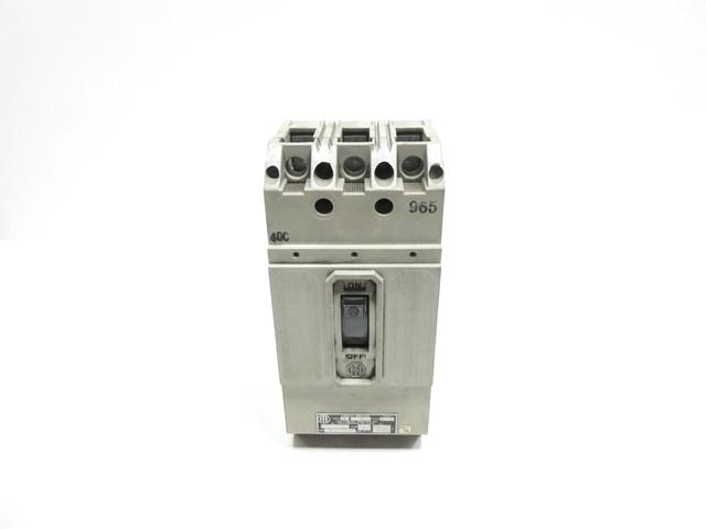 ITE HF3-B030 MOLDED CASE CIRCUIT BREAKER 3P 30A AMP 600V-AC