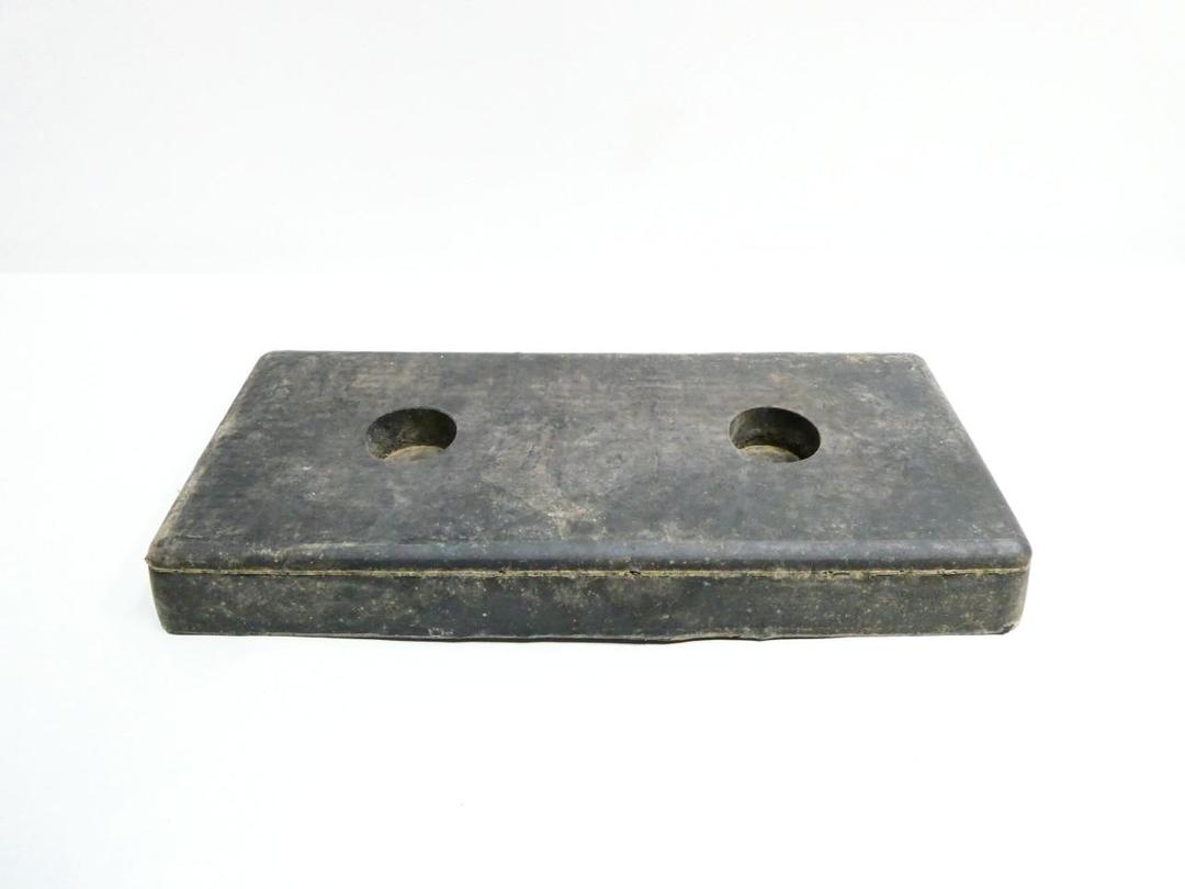 GRAINGER 3KR43 RECTANGULAR RUBBER DOCK BUMPER 18IN X 8IN