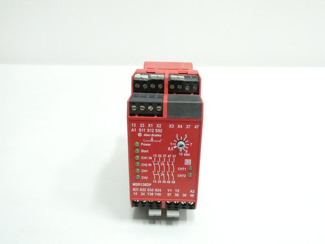 ALLEN BRADLEY 440R-M23145 GUARDMASTER SAFETY RELAY 115V-AC
