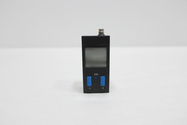 FESTO SDE1-V1-G2-H18-C-P1-M8 PRESSURE SWITCH W/ DIGITAL DISPLAY 1BAR 30V-DC
