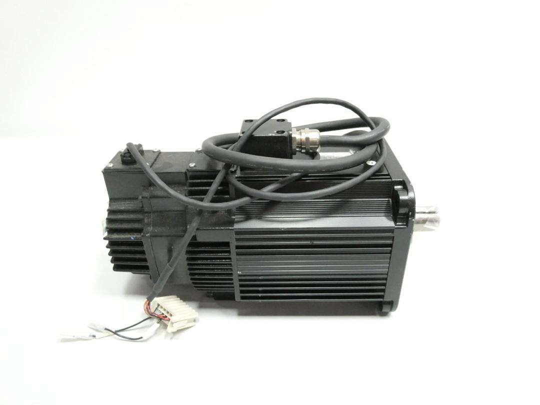 YASKAWA SGMGH-13A2A-YR24 SERVO MOTOR 1300W 1500RPM 8.34NM 200V-AC