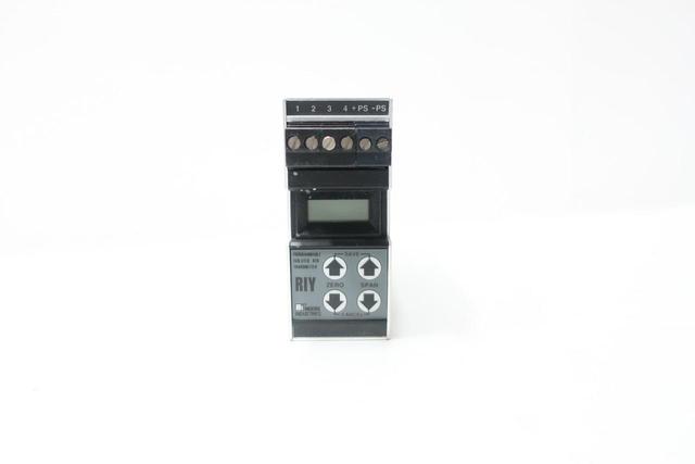 MOORE INDUSTRIES RIY/R1-30-400F/4-20MA/12-42DC PROGRAMMABLE ISOLATED TRANSMITTER