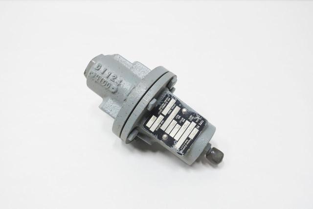 FISHER TYPE 95 H-31 PRESSURE REGULATOR 1/4IN NPT