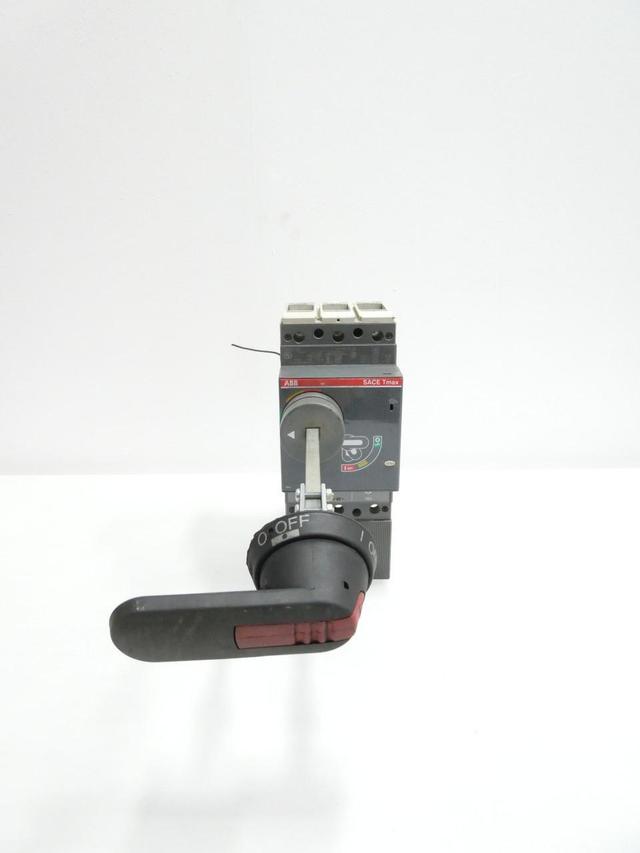 ABB T4L 250 MOLDED CASE CIRCUIT BREAKER 3P 250A AMP 600V-AC