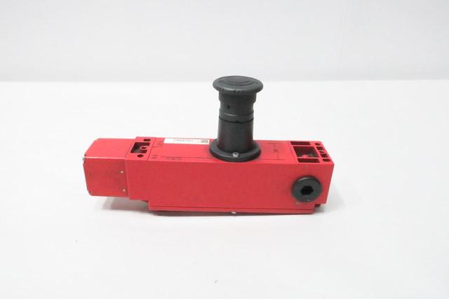TELEMECANIQUE XCSLF3737413 SAFETY RELAY 240V-AC 24V-DC