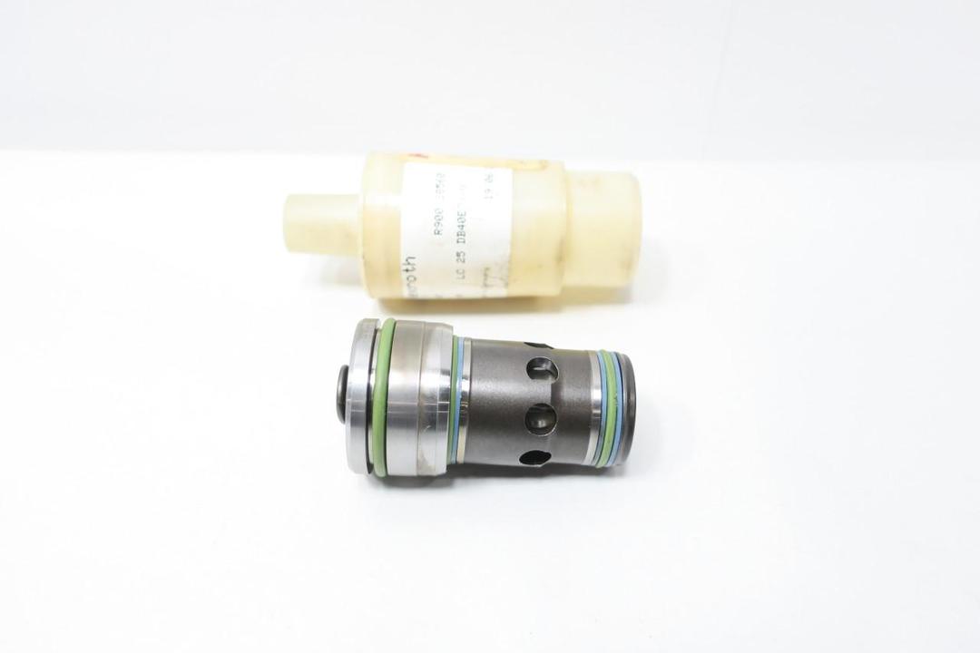REXROTH R900928560 HYDRAULIC CARTRIDGE VALVE