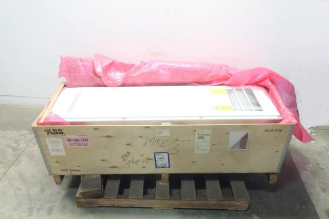 ABB ACS604-0320-5-XXXX26XX9R+V991 AC VFD CONVERTER 380-500V-AC 0-300HZ 0-500V-AC