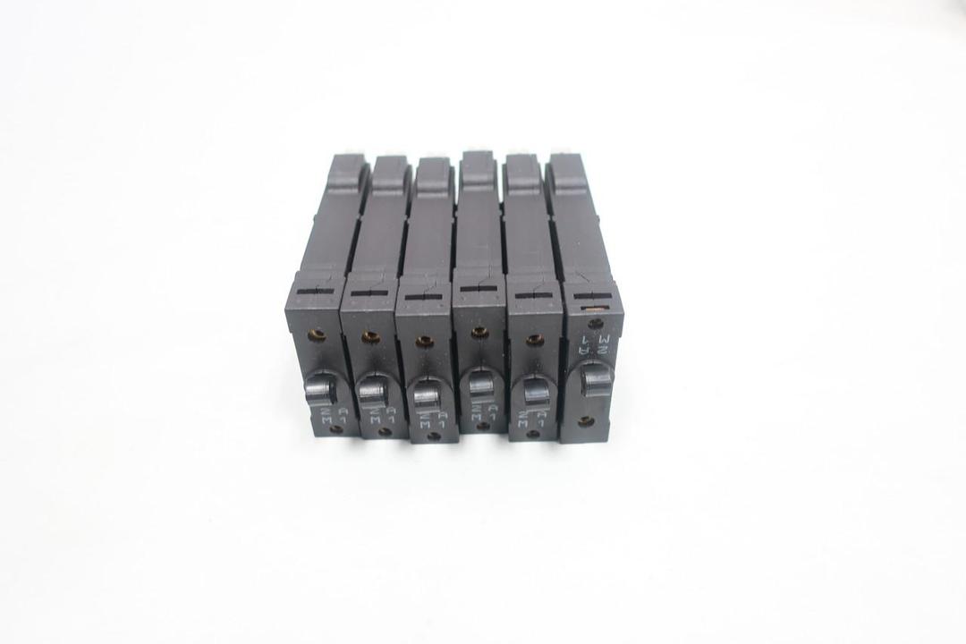 BOX OF 6 PHOENIX CONTACT TMCP 1 M1 300 2,0A THERMROMAGNETIC CIRCUIT BREAKER 2A