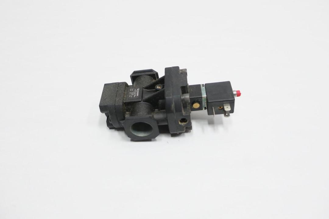 NORGREN P74C-NAC-PPN PNEUMATIC SOLENOID VALVE 24V-DC 1/2IN NPT 150PSI