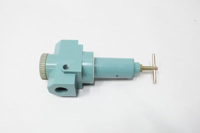 CKD 2215-6C-H PNEUMATIC REGULATOR 3/4IN NPT