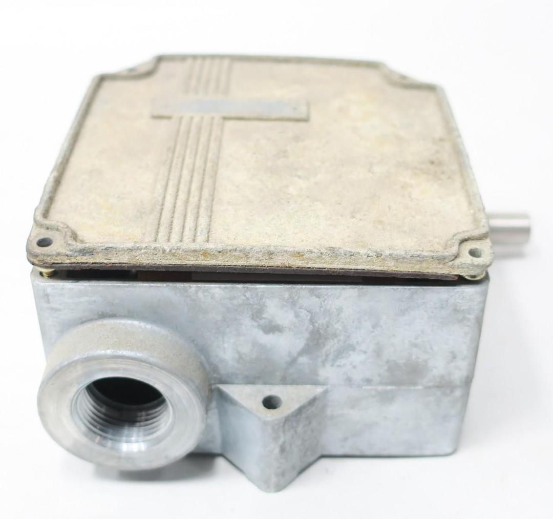 GENERAL ELECTRIC GE CR115E424101 LIMIT SWITCH 115/230/460/575V-AC 120/240V-DC
