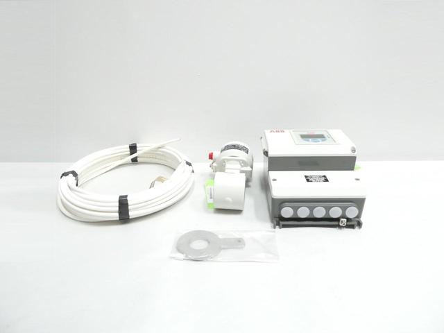 ABB FEM325040E104W1Y1A1A3P1B0Y1 MAGNETIC FLOW METER/TRANSMITTER 1-1/2IN 230V-AC